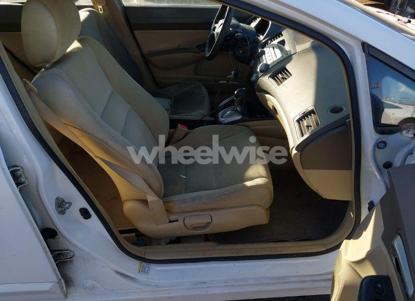Photo 5 of 2008 Honda Civic LX (VIN 2HGFA16568H303146)