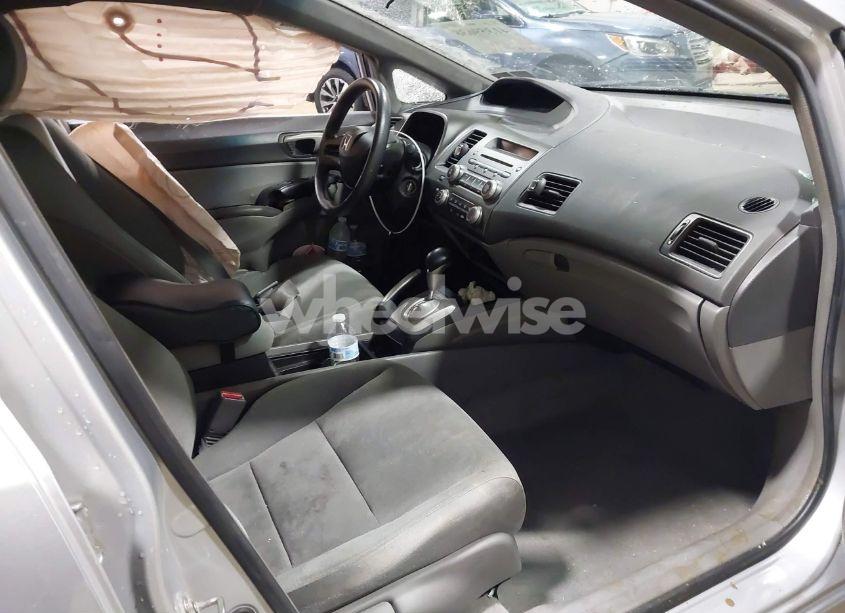 Photo 5 of 2008 Honda Civic LX (VIN 2HGFA16568H314549)