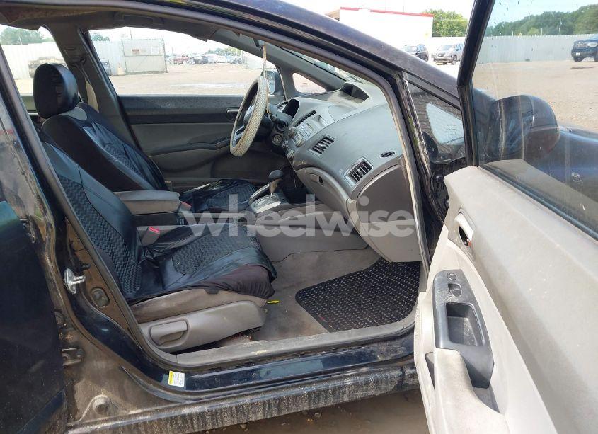 Photo 5 of 2008 Honda Civic LX (VIN 2HGFA16568H328242)