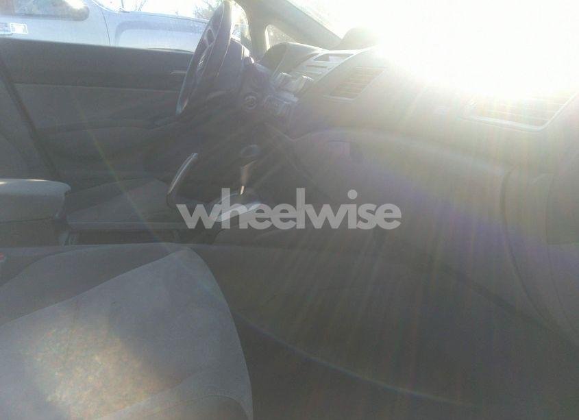 Photo 5 of 2008 Honda Civic LX (VIN 2HGFA16568H328810)