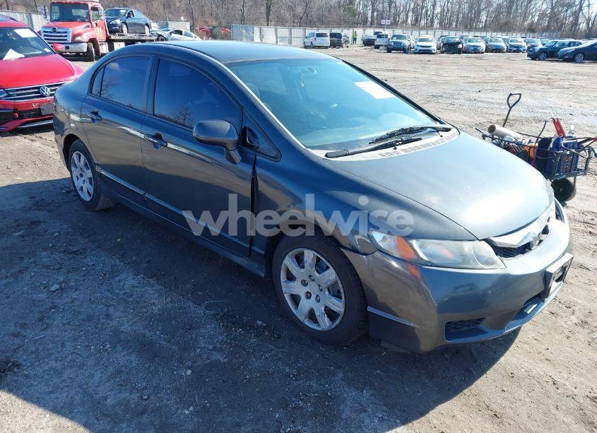 2009 Honda Civic LX (VIN 2HGFA16569H526028) main photo