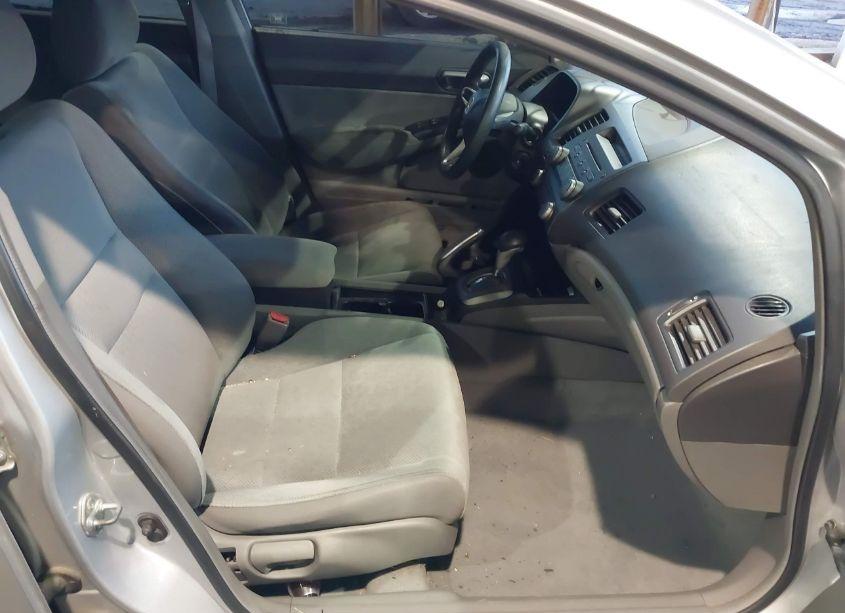 Photo 5 of 2009 Honda Civic LX (VIN 2HGFA16569H542228)