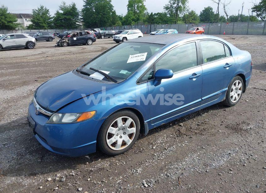 Photo 2 of 2007 Honda Civic LX (VIN 2HGFA16577H502284)