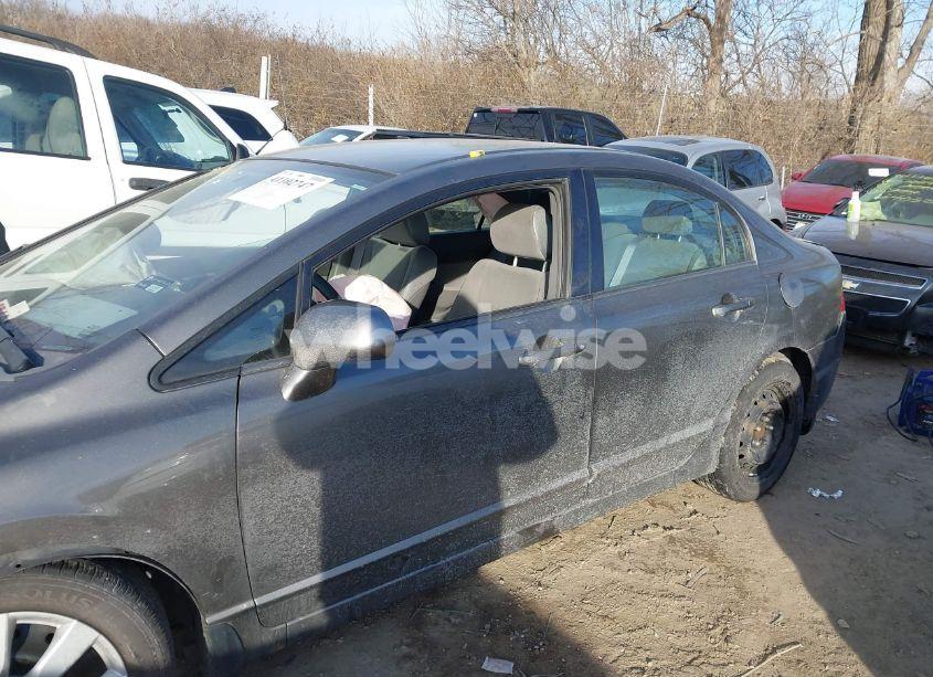 Photo 14 of 2008 Honda Civic LX (VIN 2HGFA16578H315838)