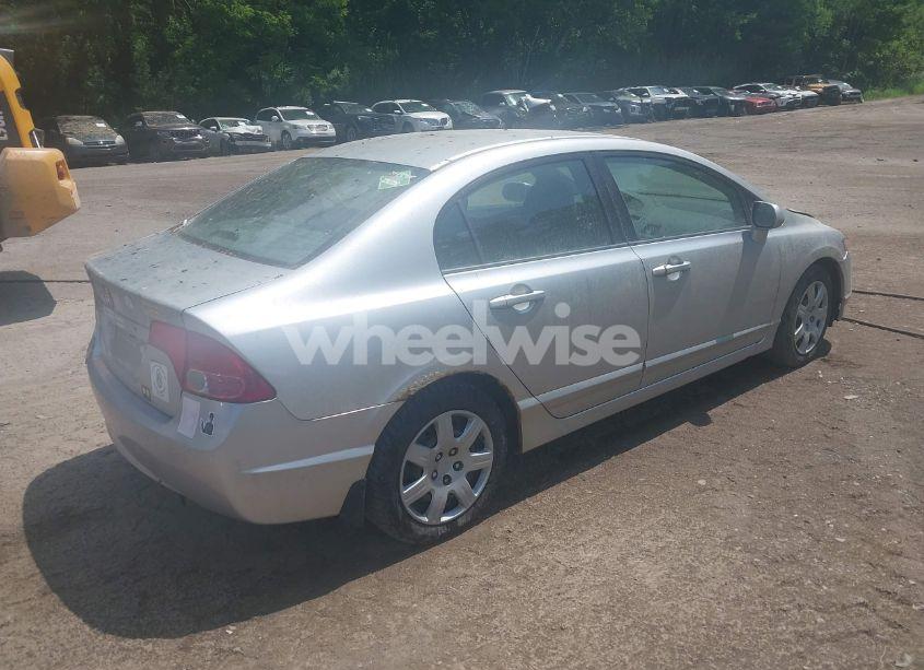 Photo 4 of 2008 Honda Civic LX (VIN 2HGFA16578H339010)