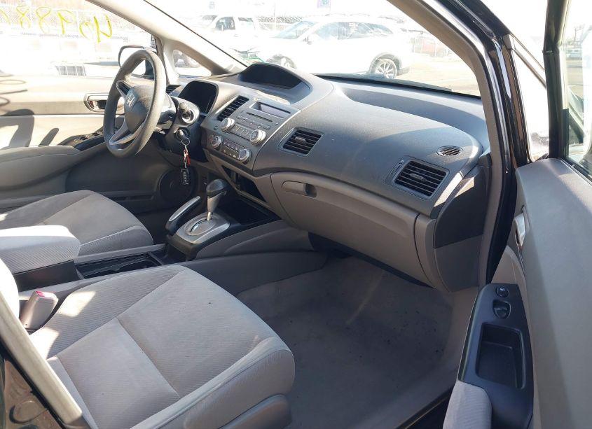 Photo 5 of 2009 Honda Civic LX (VIN 2HGFA16579H340398)