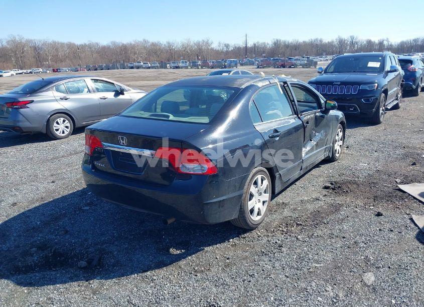 Photo 4 of 2009 Honda Civic LX (VIN 2HGFA16579H521047)