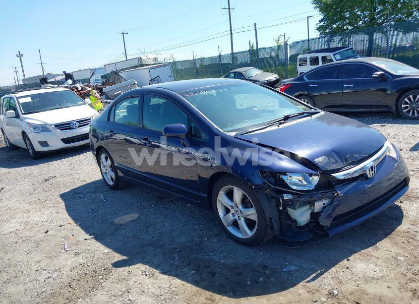2008 Honda Civic LX (VIN 2HGFA16588H521007) main photo