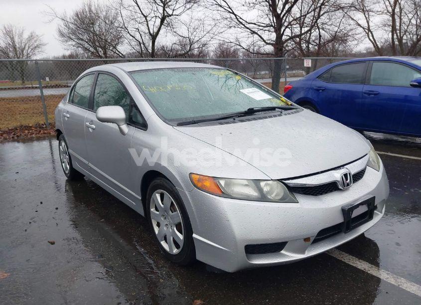 2009 Honda Civic LX (VIN 2HGFA16589H305207) main photo