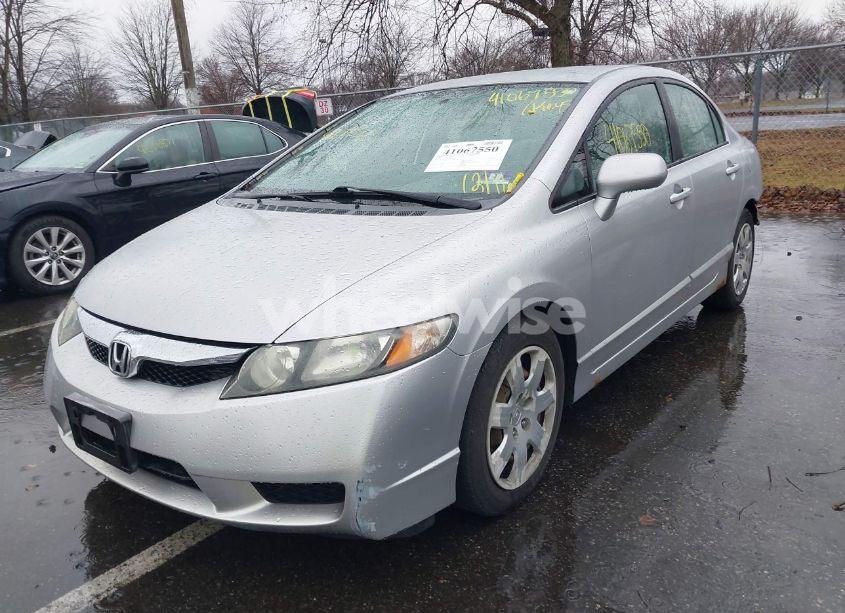 Photo 2 of 2009 Honda Civic LX (VIN 2HGFA16589H305207)