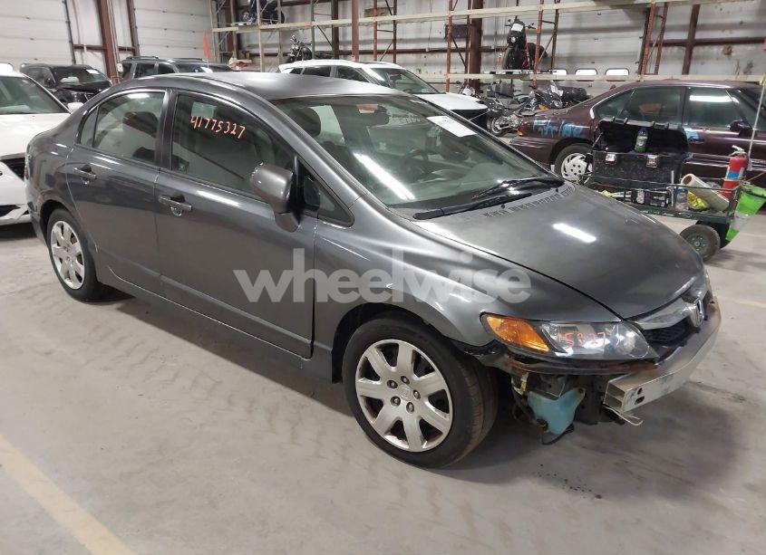 2009 Honda Civic LX (VIN 2HGFA16589H320869) main photo