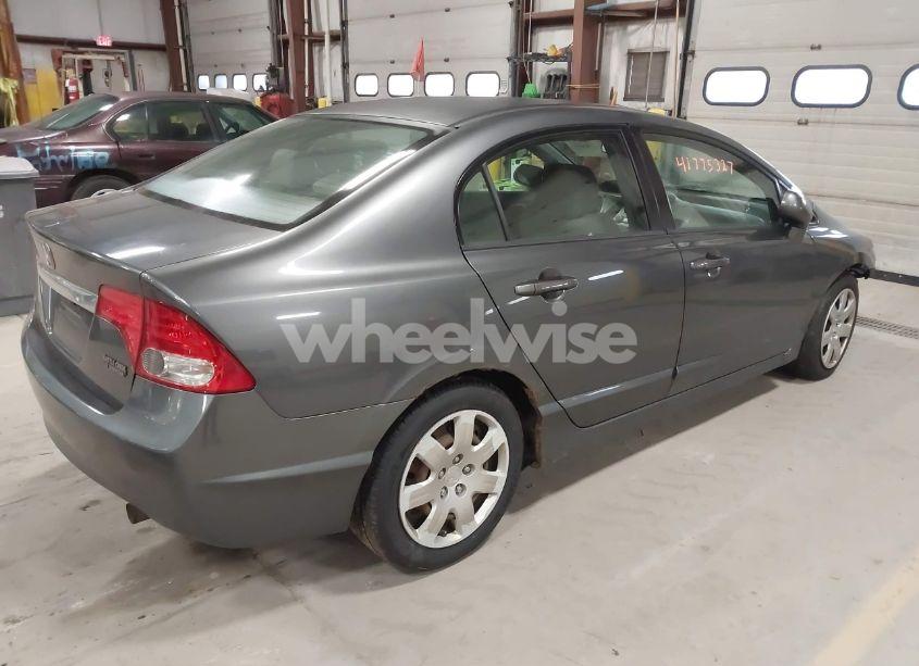 Photo 4 of 2009 Honda Civic LX (VIN 2HGFA16589H320869)