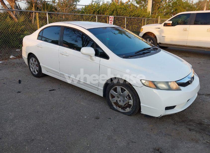2009 Honda Civic LX (VIN 2HGFA16589H361552) main photo
