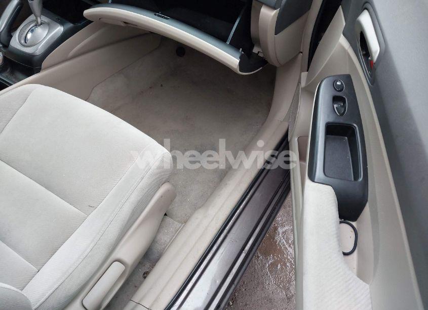 Photo 5 of 2009 Honda Civic LX (VIN 2HGFA16589H518464)