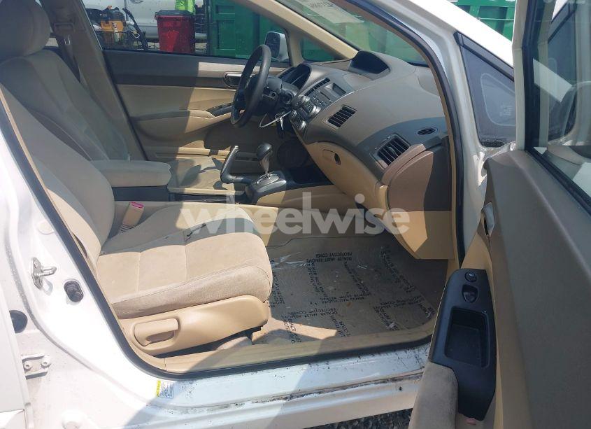 Photo 5 of 2007 Honda Civic LX (VIN 2HGFA16597H307822)