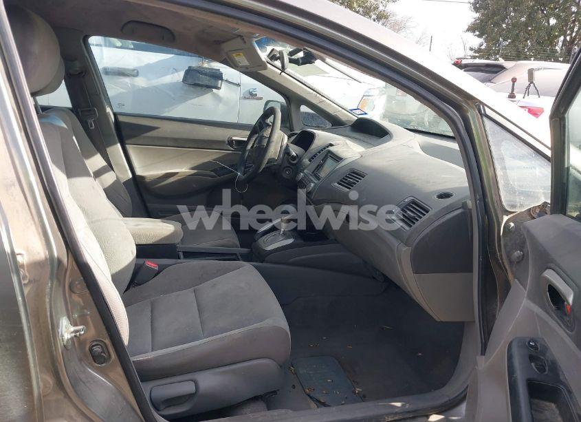 Photo 5 of 2008 Honda Civic LX (VIN 2HGFA16598H325772)