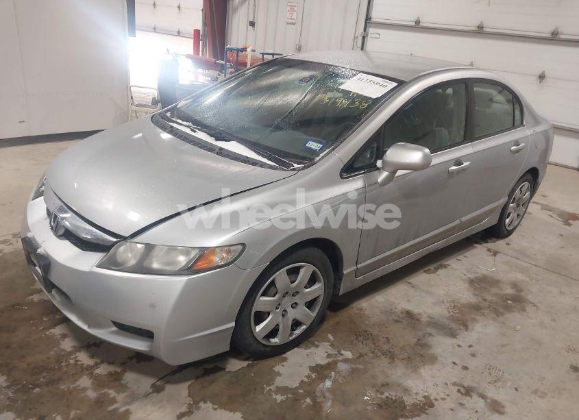 Photo 2 of 2009 Honda Civic LX (VIN 2HGFA16599H319438)