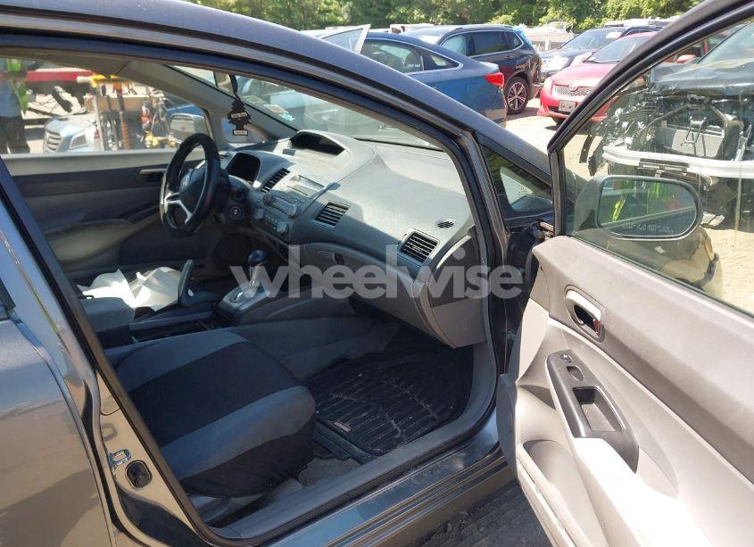 Photo 5 of 2009 Honda Civic LX (VIN 2HGFA16599H326888)