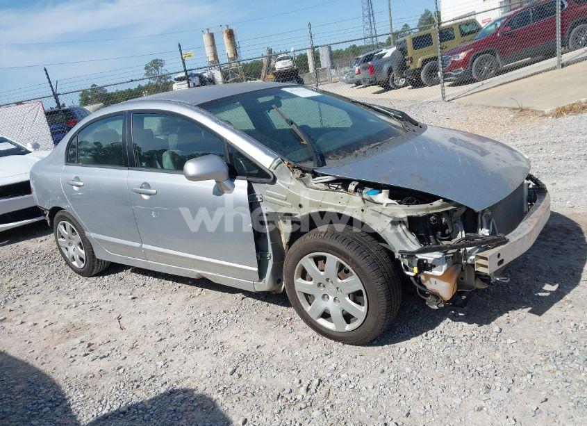 2008 Honda Civic LX (VIN 2HGFA165X8H330432) main photo