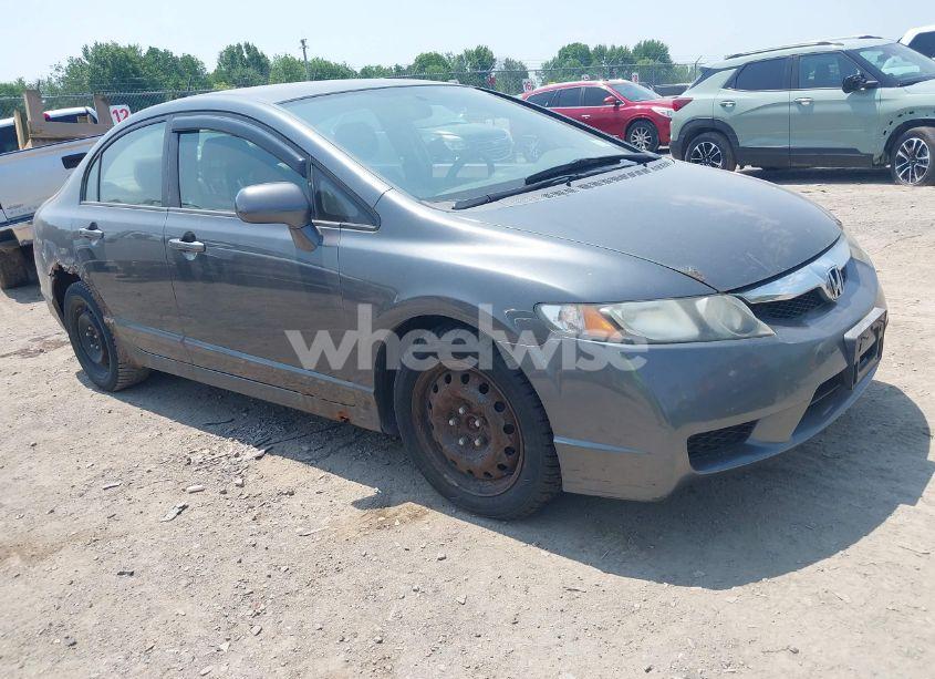 2009 Honda Civic LX (VIN 2HGFA165X9H318170) main photo