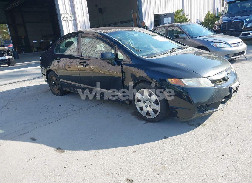 2009 Honda Civic LX (VIN 2HGFA165X9H366221) main photo
