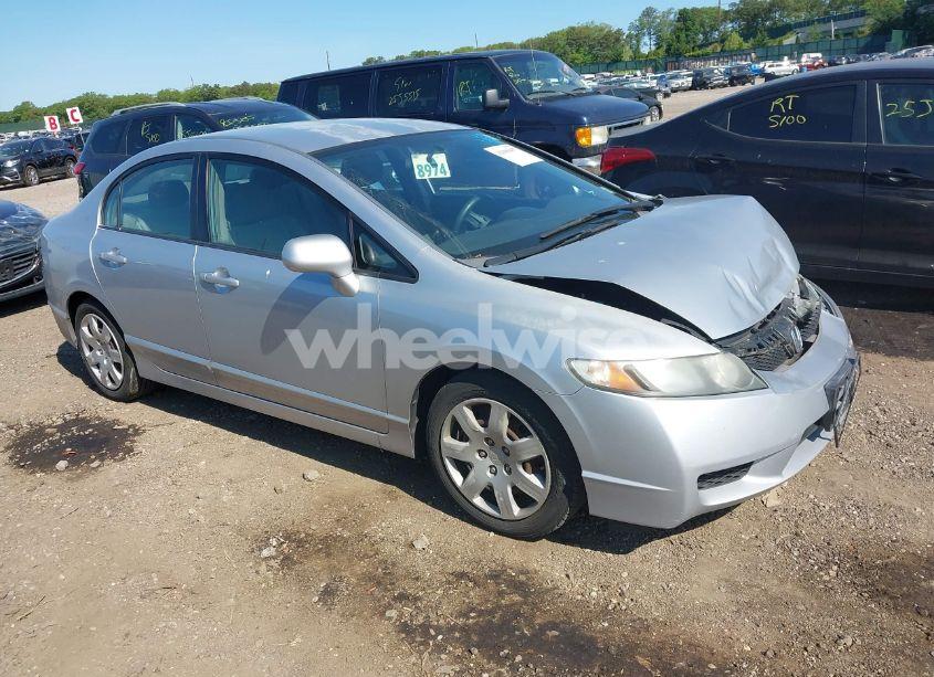 2009 Honda Civic LX (VIN 2HGFA165X9H540160) main photo