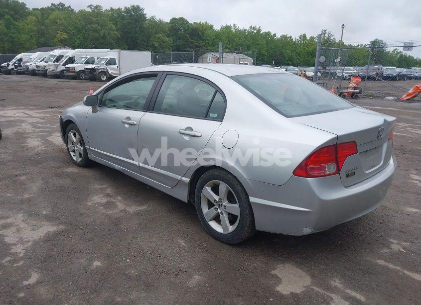 Photo 3 of 2007 Honda Civic EX (VIN 2HGFA16847H502396)