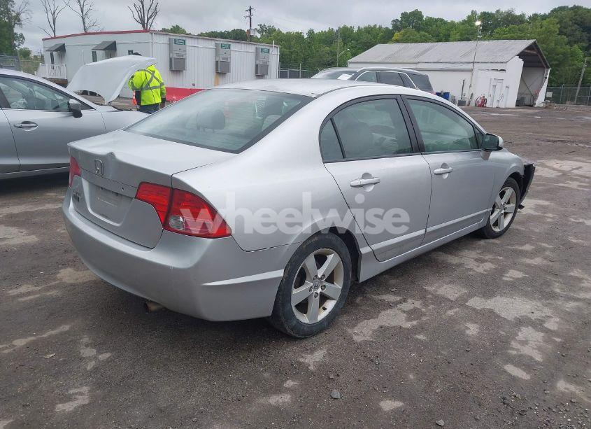 Photo 4 of 2007 Honda Civic EX (VIN 2HGFA16847H502396)