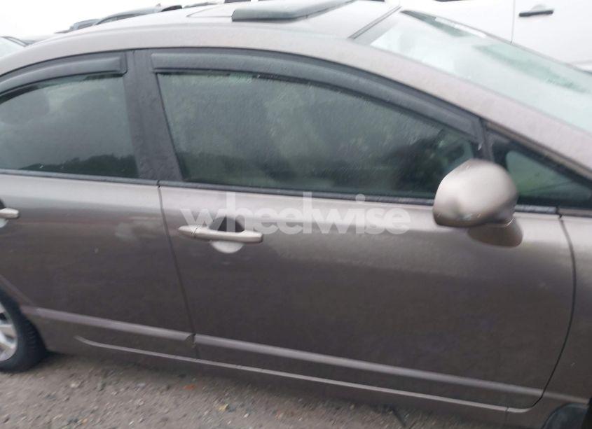 Photo 13 of 2009 Honda Civic EX-L (VIN 2HGFA16939H511490)