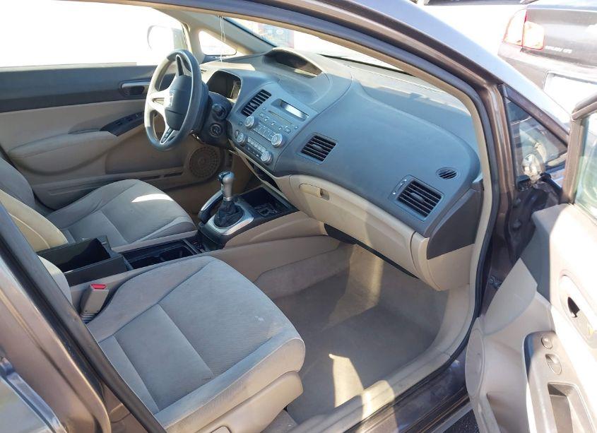 Photo 5 of 2010 Honda Civic LX (VIN 2HGFA1E51AH527559)