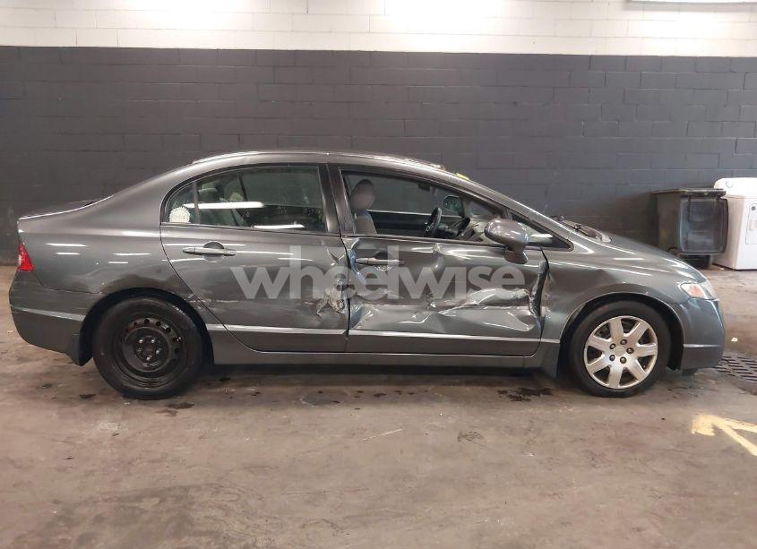 Photo 13 of 2010 Honda Civic LX (VIN 2HGFA1E51AH529876)