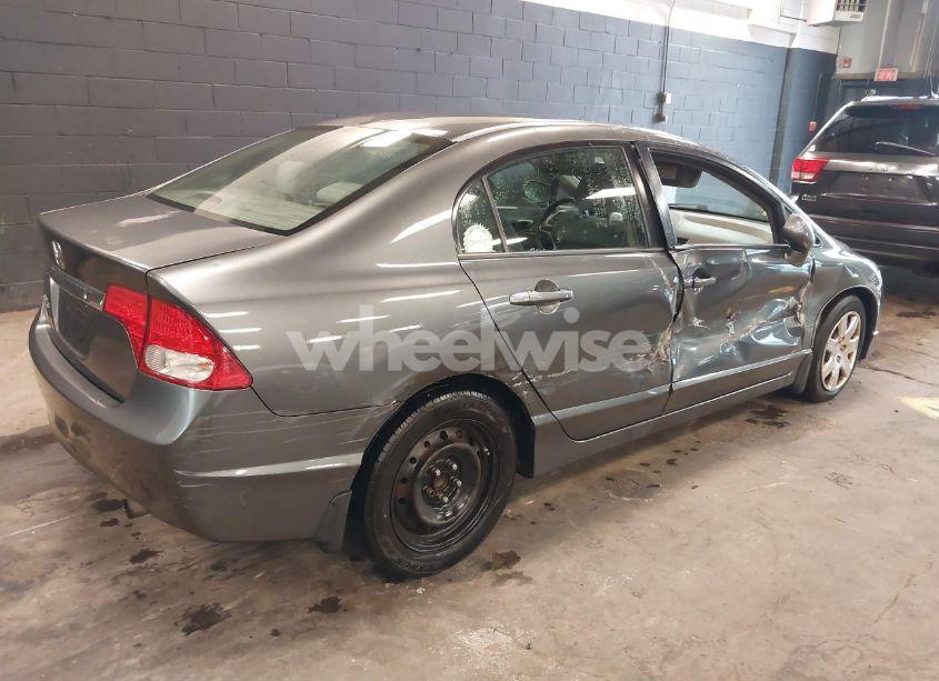 Photo 4 of 2010 Honda Civic LX (VIN 2HGFA1E51AH529876)