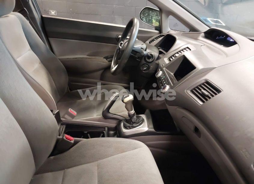 Photo 5 of 2010 Honda Civic LX (VIN 2HGFA1E51AH529876)