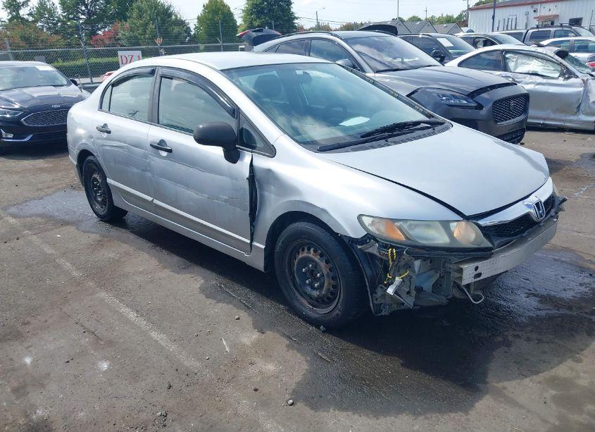 2010 Honda Civic VP (VIN 2HGFA1F31AH585085) main photo
