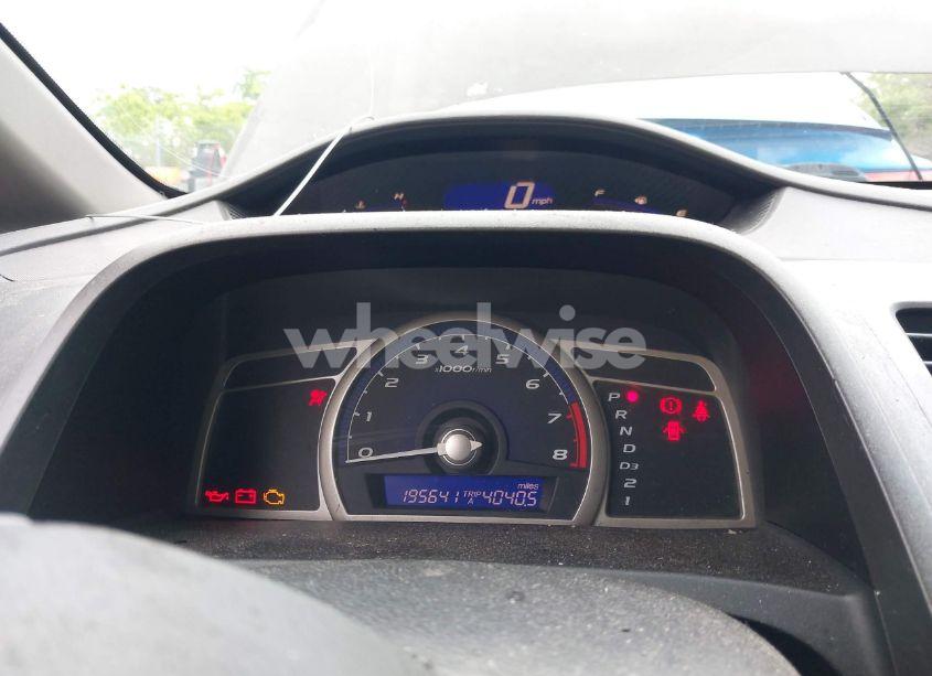 Photo 7 of 2010 Honda Civic DX-G (VIN 2HGFA1F44AH047635)