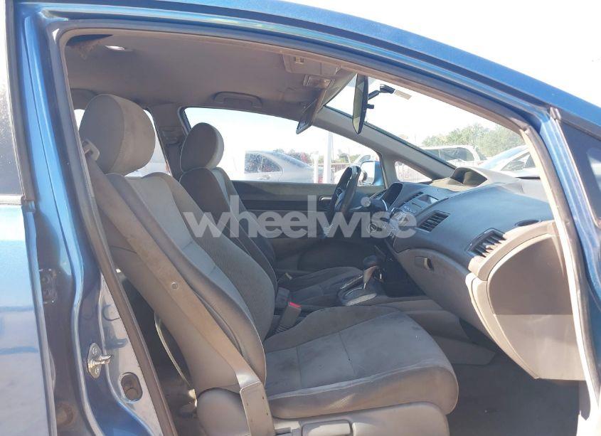 Photo 5 of 2010 Honda Civic LX (VIN 2HGFA1F50AH308283)