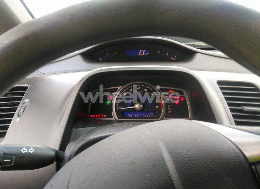 Photo 7 of 2010 Honda Civic LX (VIN 2HGFA1F50AH331885)