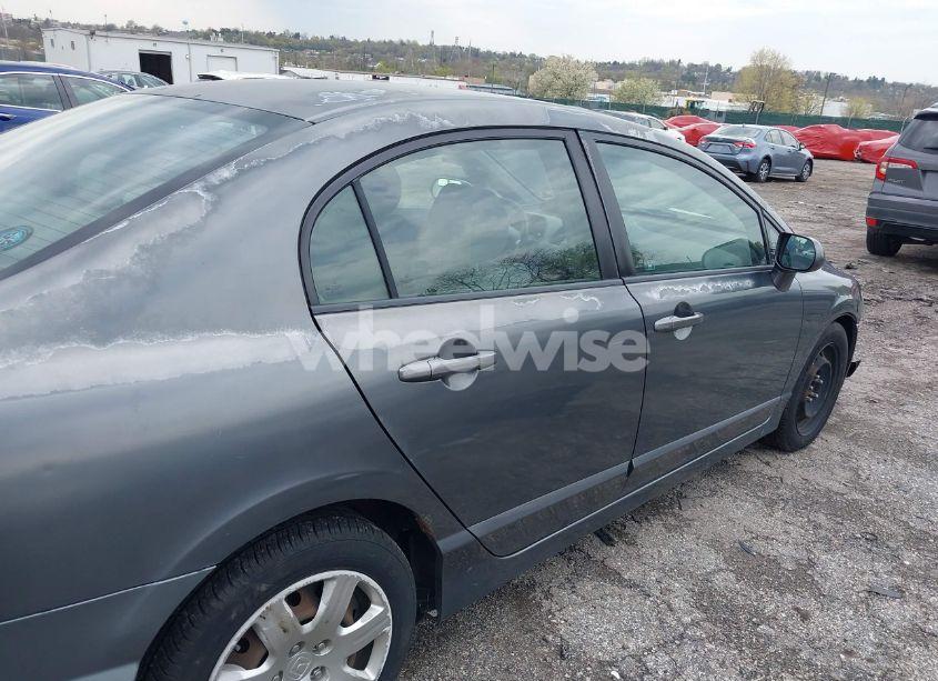 Photo 16 of 2010 Honda Civic LX (VIN 2HGFA1F50AH501209)