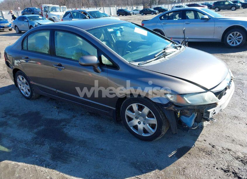 2010 Honda Civic LX (VIN 2HGFA1F50AH511447) main photo