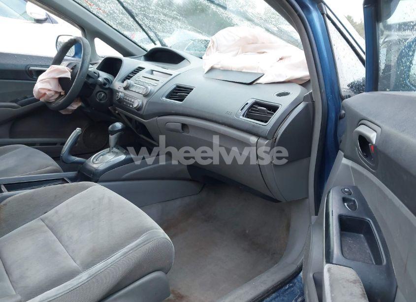 Photo 5 of 2010 Honda Civic LX (VIN 2HGFA1F50AH569137)