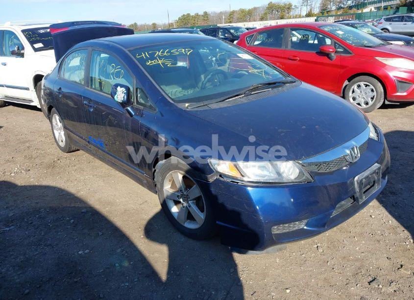 2011 Honda Civic LX (VIN 2HGFA1F50BH512860) main photo