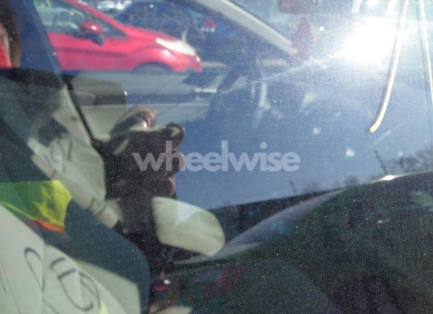 Photo 5 of 2011 Honda Civic LX (VIN 2HGFA1F50BH512860)