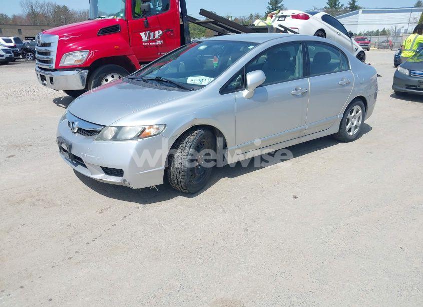 Photo 2 of 2011 Honda Civic LX (VIN 2HGFA1F50BH523325)