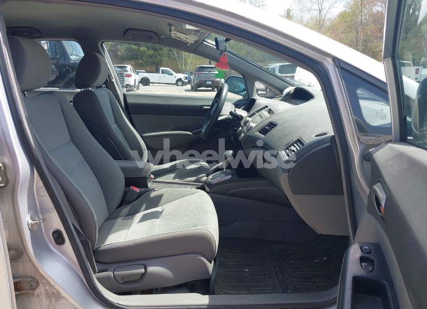 Photo 5 of 2011 Honda Civic LX (VIN 2HGFA1F50BH523325)