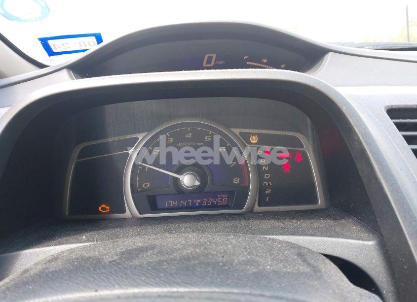 Photo 7 of 2011 Honda Civic LX (VIN 2HGFA1F50BH527486)