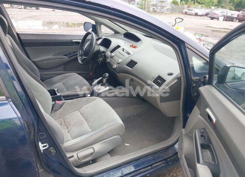 Photo 5 of 2011 Honda Civic LX (VIN 2HGFA1F50BH538889)