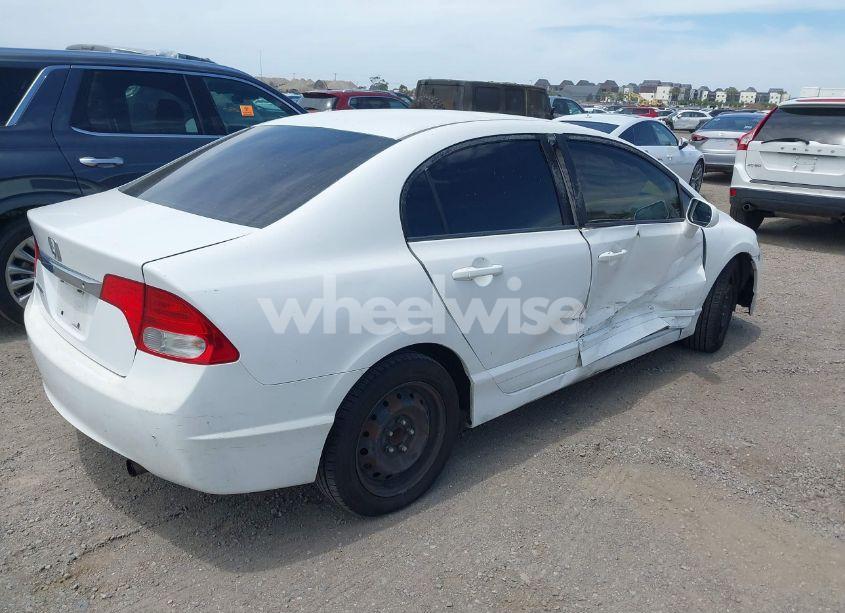 Photo 4 of 2011 Honda Civic LX (VIN 2HGFA1F50BH542182)