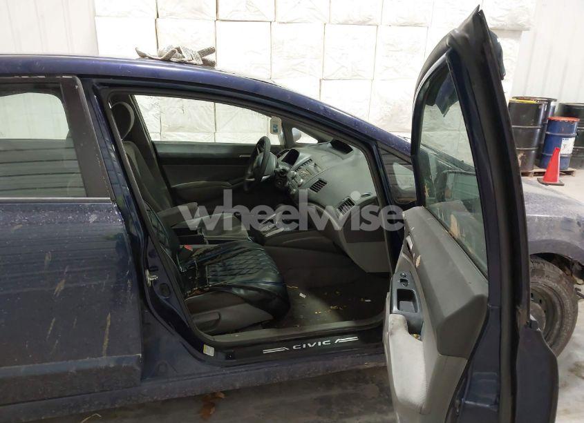 Photo 5 of 2011 Honda Civic LX (VIN 2HGFA1F50BH546412)