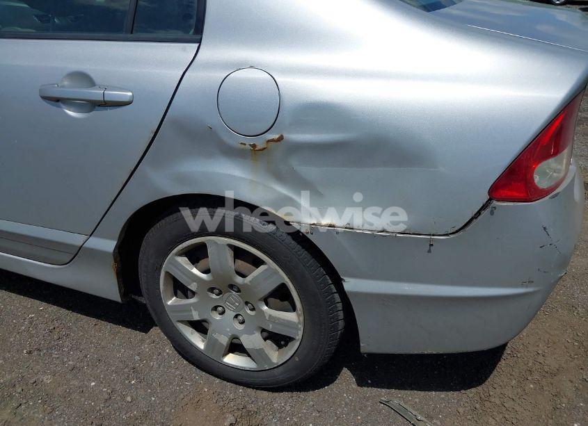 Photo 6 of 2010 Honda Civic LX (VIN 2HGFA1F51AH318854)