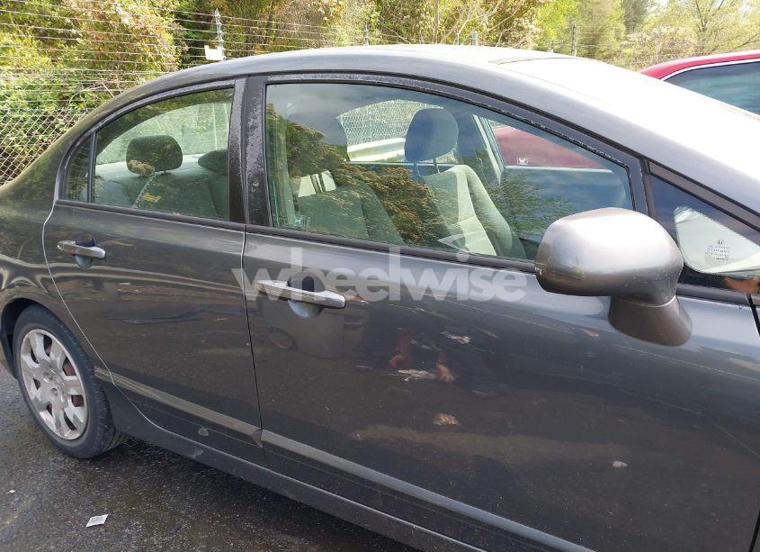 Photo 13 of 2010 Honda Civic LX (VIN 2HGFA1F51AH319504)